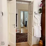 102 Bed and breakfast Tarento