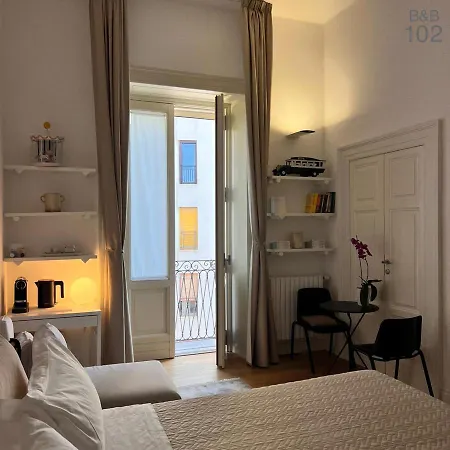 102 Bed & Breakfast 4*